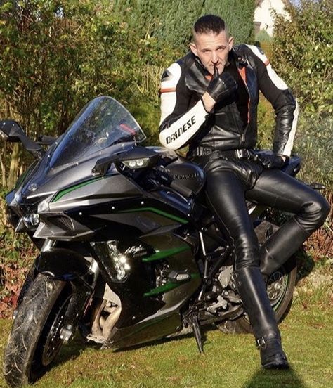 Mens High Boots, Motorcycle Leathers Suit, Biker Guys, Hot Biker Guys, Bike Leathers, Crotch Rocket, Mens Leather Clothing, Motorcycle Suit, Cafe Racer Build