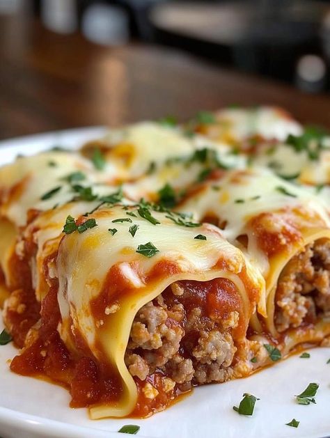 3-Cheese Sausage Lasagna Roll-Ups Three Cheese Sausage Lasagna Roll Ups, Lazy Beef Lasagna, Rolled Pasta, Gf Dinners, Field Meals, Fried Salmon Patties, Chicken And Dressing Casserole, Italian Sausage Lasagna, Delicious Lasagna