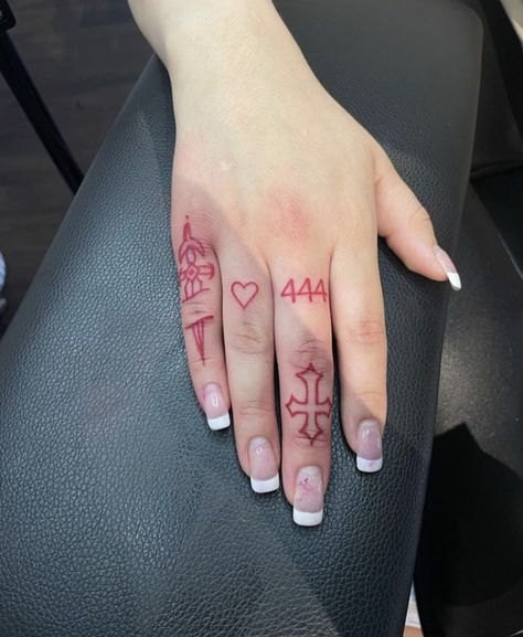 Gangsta Tattoos For Women Hand, Mexican Hand Tattoos, Hand Tattoos With Meaning, Red Hand Tattoo, Tattoos On Hands, Baddie Hand Tattoos, Simple Finger Tattoo, Like Tattoos, J Tattoo