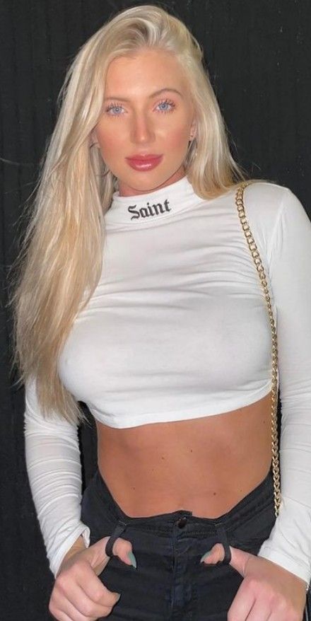 Alexis Clark, Madison Beer Outfits, Beer Outfit, Curvy Girl Fashion, Blonde Girl, Girl Fashion, Blonde, Fashion Outfits, Crop Tops