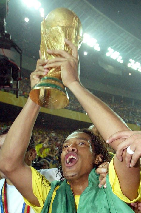 Ronaldhino Brazil, Brazil 2002 World Cup, Ronaldo Gaucho, Ronaldinho Brazil, Ronaldinho Skills, Ronaldinho Wallpapers, Fifa World Cups, 2002 World Cup, Neymar Psg