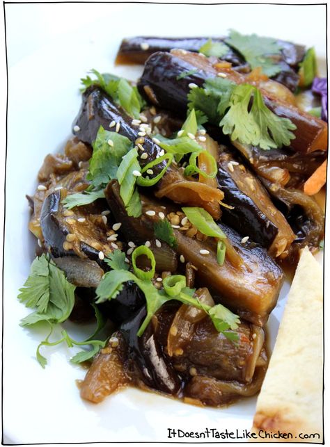 Sweet Korean Eggplant! Easy and quick recipe, just 20 minutes.. Soft, creamy, Korean BBQ inspired, sweet, tangy, gorgeous eggplant. Vegan, vegetarian, gluten free. #itdoesnttastelikechicken Korean Eggplant, Eggplant Vegan, Vegan Eggplant Recipes, Easy Korean Recipes, Vegan Eggplant, Vegetarian Gluten Free, Korean Side Dishes, Like Chicken, Korean Recipes