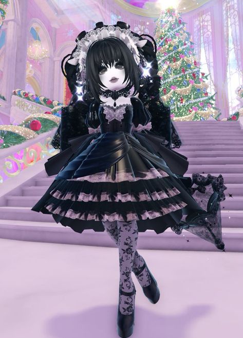 Royale High Haunted Outfit, Outfit Idea Royale High, Royale High Anime Outfits, Outfit Royale High Ideas, Hatsune Miku Royale High, Gyaru Fashion Royale High, Rococo Royale High, Goth Rh Outfits, Gothic Royale High Outfit