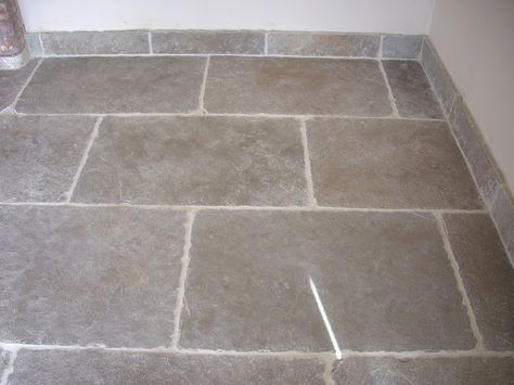 Umbrian Limestone. The stone has been cleverly cut to be used as skirting. Tile Skirting, Wc Ideas, Floor Skirting, Rustic Country Kitchens, Concrete Bathroom, Limestone Flooring, Limestone Tile, Bathroom Remodel Tile, Skirting Boards