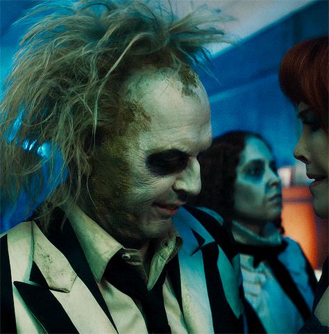 michael keaton beetlejuice beetlejuice playing guitar gif - Google Search Beetlejuice Michael Keaton, Michael Keaton Beetlejuice, Beetlejuice Art, Juice Movie, Beetlejuice Cast, Beetlejuice 2, Beetlejuice Makeup, Tim Burton Beetlejuice, Beetlejuice Movie