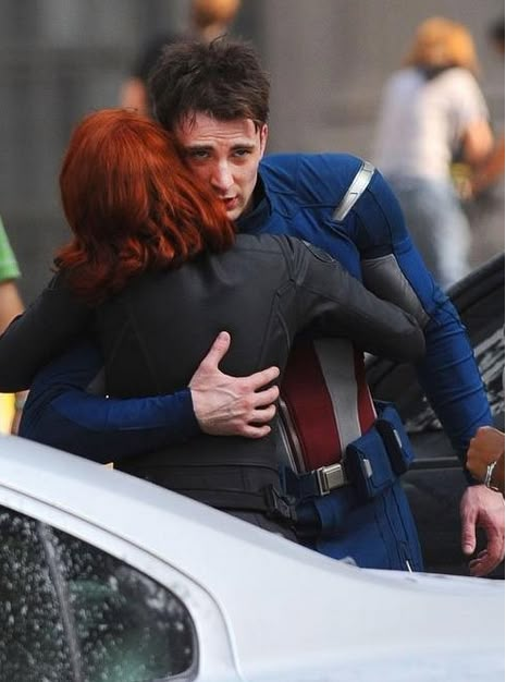 Black Widow and Captain America Наташа Romanoff, Toni Stark, Xavier Rudd, Avengers Cast, Christopher Robert Evans, Marvel Images, Marvel Photo, Peggy Carter, Marvel Dr