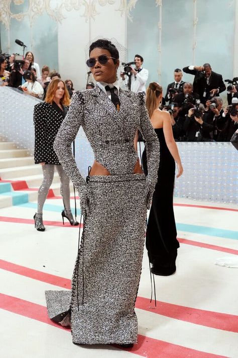 Teyana Taylor Pixie Haircut, Tianna Taylor, Teyana Taylor Outfits, Taylor Fits, Women In Ties, Androgynous Outfits, Androgynous Style, Elegant Gowns, Dream Fashion