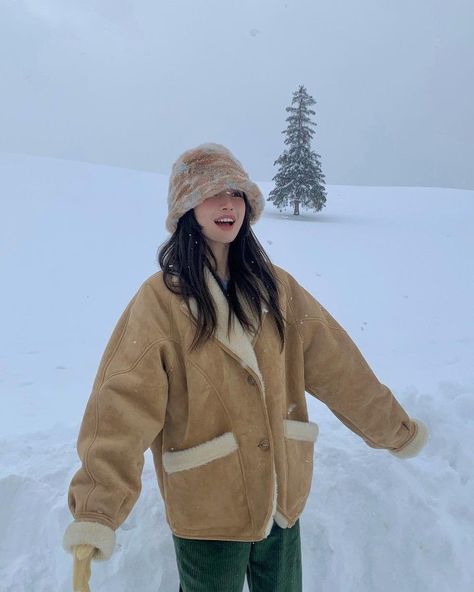 Sapporo Winter Outfit, Cold Girl Aesthetic, Winter Going Out Outfits, Winter Outfits Blackgirl, Winter Outfits Korean, Korean Winter Outfits, Looks Adidas, 00s Mode, Winter Outfits Snow