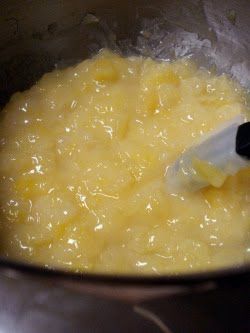 Pineapple Cake Filling, Pineapple Filling For Cake, Pineapple Filling, Pineapple Cake Recipe, Cupcakes Filled, Cake Filling Recipes, Cake Filling, Pineapple Recipes, Fruit Filling