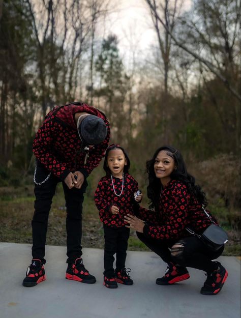 Matching Family Outfits Swag, Mommy And Son Outfits Black, Black Family Matching Outfits, Mommy And Son Matching Outfits, Family Day Outfit, Mother Son Matching Outfits, Mommy Son Outfits, Mom And Son Outfits, Son Outfits