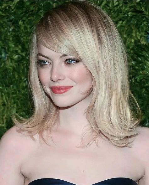 Gwen Stacy Comic, Emma Stone Gwen Stacy, Emma Stone Hair, Feminine Inspiration, Emily Stone, Pillars Of Eternity, Gwen Stacy, Actrices Hollywood, Emma Stone