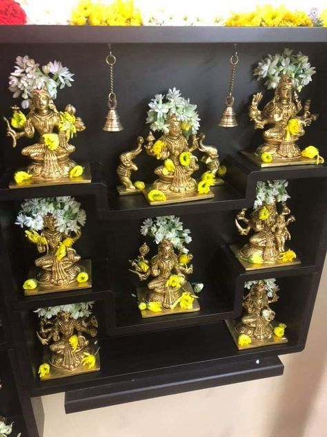 Brass Pooja Items Indian, Navarathri Golu Ideas, Brass Pooja Items, Mandir Decor, Brass Idols, Vintage Brass Decor, Ganapati Decoration, Temple Decor, Pooja Items