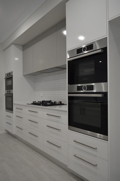 Double Ovens In Kitchen Layout, Double Oven Kitchen Layout, Double Oven Kitchen, Oven Kitchen, Oven Cabinet, Bungalow Renovation, Kitchen Oven, Home Organisation, Double Oven