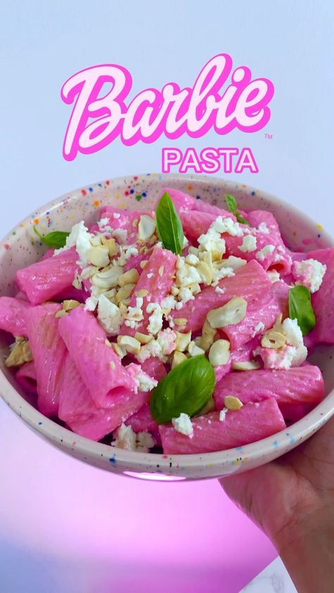 Barbie Pasta, Homemade Recipe Books, Sheep Cheese, Barbie Food, Eat Happy, Food Pasta, Food Babe, Pink Foods, Easy Snack Recipes