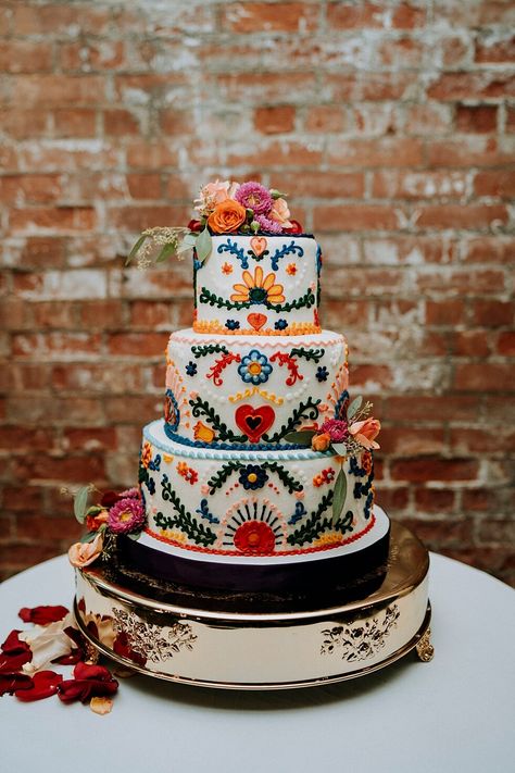 Colorful Mexican Wedding, Mexican Wedding Cakes, Mexican Wedding Decorations, Charro Wedding, Mexican Theme Wedding, Mexican Wedding Cake, Mexican Inspired Wedding, Mexican Cake, Catholic Church Wedding