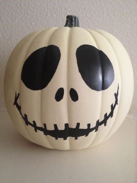 Jack Skellington glow-in-the-dark pumpkin. Pumpkins Decorating, Carve Pumpkins, Jack Skellington Pumpkin, Dekorasi Halloween, Jack The Pumpkin King, Disney Pumpkin, Image Halloween, Pumpkin Painting Ideas, Labu Halloween