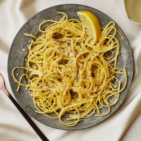 Lemon Linguine, Meyer Lemon Recipes, Balsamic Mushrooms, Lemon Recipe, Italian Night, Pasta Meals, Sunday Dinners, Linguine Pasta, Lemon Pasta