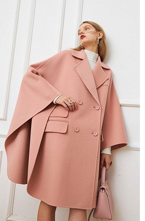 DPLAY fall autumn and winter khaki woolen cape coat - Rai Tan Female Suits, Style Theory, Ladies Coats, Cape Fashion, Fall Style Guide, Valentino Red, Sleek Chic, Modest Style, Cute Coats