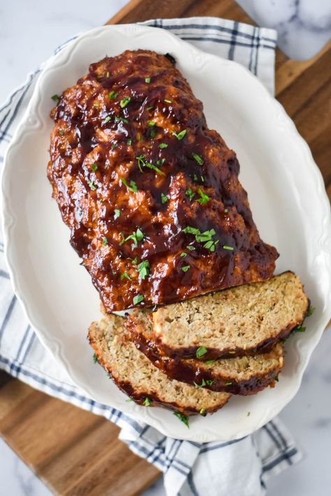 Meatloaf With Ground Chicken, Bbq Chicken Meatloaf, Baked Ground Chicken Recipes, Mini Chicken Meatloaf, Chicken Meatloaf Recipes Healthy, Meals With Ground Chicken, Chicken Meatloaf Recipes, Recipes Using Ground Chicken, Recipe Ground Chicken