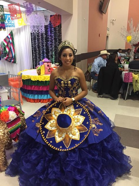 Mariachi Quinceanera Dress, Vintage Sweet 16, Royal Blue Quinceanera Dresses, Quinceanera Dresses Mexican, Royal Blue Quinceanera, Vestido Charro, Xv Dresses, Mexican Quinceanera, Mexican Quinceanera Dresses