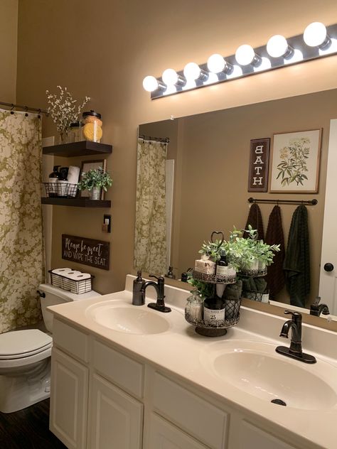 Restroom Decor Ideas Brown Cabinets, Brown And Grey Bathroom Decor, Aesthetic Brown Bathroom, Green And Tan Bathroom Decor, Bathroom Decor Ideas For Couples, Brown Tan Bathroom, Tan Wall Bathroom Ideas, Brown Themed Bathroom, His And Her Sink Decor Ideas