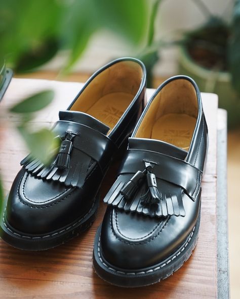 urahara-store.com.au Solovair Loafers, Tassel Loafers, Penny Loafer, Goodyear Welt, Penny Loafers, Penny, Tassels, Black Leather, In Store