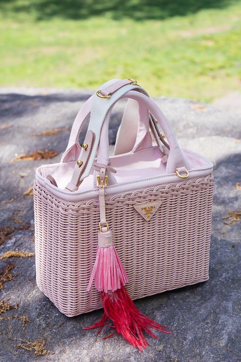 A Walk in the Park With Prada's Pretty and Perfect Wicker Bags - PurseBlog Bags Prada, Bag Prada, Sac Lunch, Wicker Bags, Rattan Bag, Kelly Bag, Basket Bag, Prada Handbags, Wicker Furniture