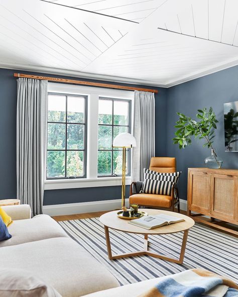 Love the Blue & White and that ceiling!  The Best Paint Colors for Dark Rooms That Barely See the Light of Day Vermont Living, Living Room Reveal, Best Paint Colors, Blue Living Room, A Living Room, Room Paint, Blue Walls, Bedroom Colors, Wall Color