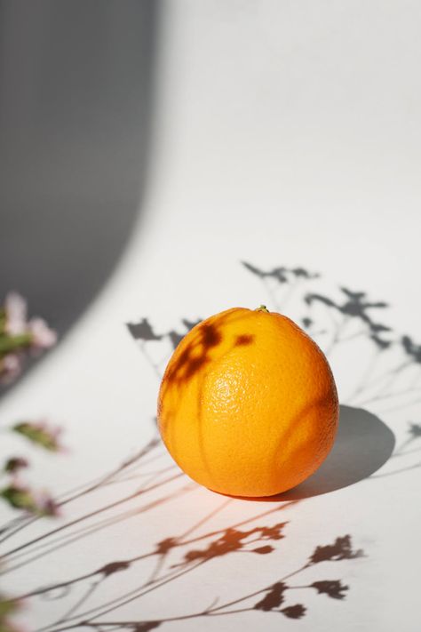 Orange Fruit on White Table · Free Stock Photo Citrus Food, Nature Hd, Fruit Photography, Cool Backgrounds Wallpapers, Montage Photo, Orange Fruit, Close Up Photos, Vibrant Orange, Stop Motion