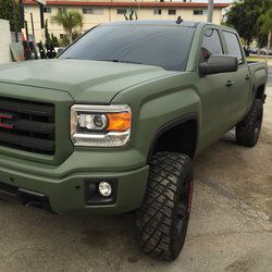 Army green wrap Army Green Truck, Wrapped Trucks Ideas, Green Chevy Truck, Truck Paint Jobs, Truck Interior Accessories, Camping Truck, Truck Canopy, Quotation Format, Truck Wrap