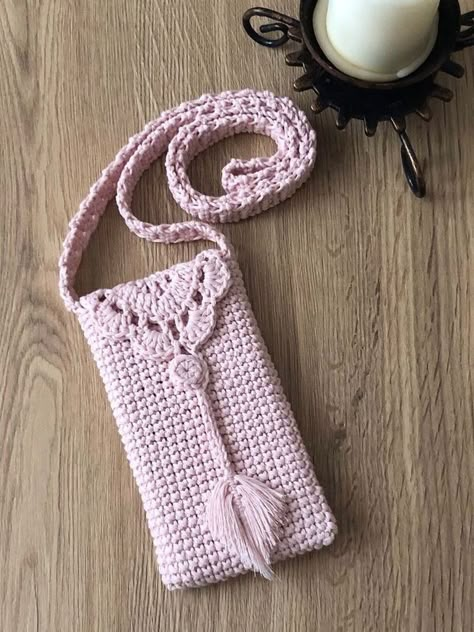 Phone Bag Crochet, Modern Haken, Crochet Phone Cover, Crochet Phone Cases, Crochet Mobile, Microcar, Crochet Bag Pattern Free, Bag Pattern Free, Crochet Pouch