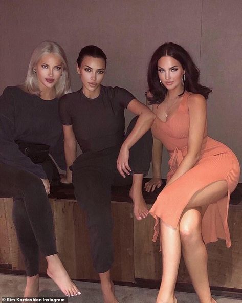 Natalie Halcro, Olivia Pierson, Hit Girls, She Girl, Kris Jenner, Family Halloween, Kardashian Jenner, Mini Me, Kim Kardashian