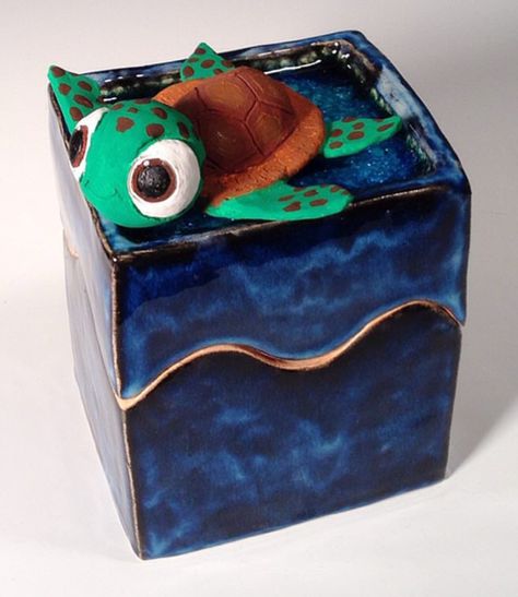 Box Clay Ideas, Ceramic Box Ideas High Schools, Ceramics Slab Box Ideas, Clay Box Ideas, Ceramics Box Ideas With Lid, Pandora's Box Art, Ceramic Slab Box Ideas, Pandora Box Ceramics, Clay Boxes With Lid