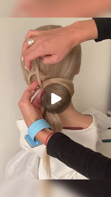 Simple Bun For Wedding, Updo Hairstyle Videos, Easy Low Updos For Long Hair, Easy Bun Wedding Hair, Quick Casual Updo, Neat Low Bun Hairstyles, Smooth Bun Updo, Chignon Updo Short Hair, Up Do For Medium Length Hair