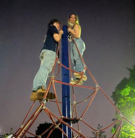 Couple On Playground, Couple At Playground, Playground Date Aesthetic, Teenage Date Ideas Aesthetic, Teenage Love School, High School Teen Couples, High School Sweethearts Aesthetic, Fun Couple Aesthetic, High School Couple Aesthetic