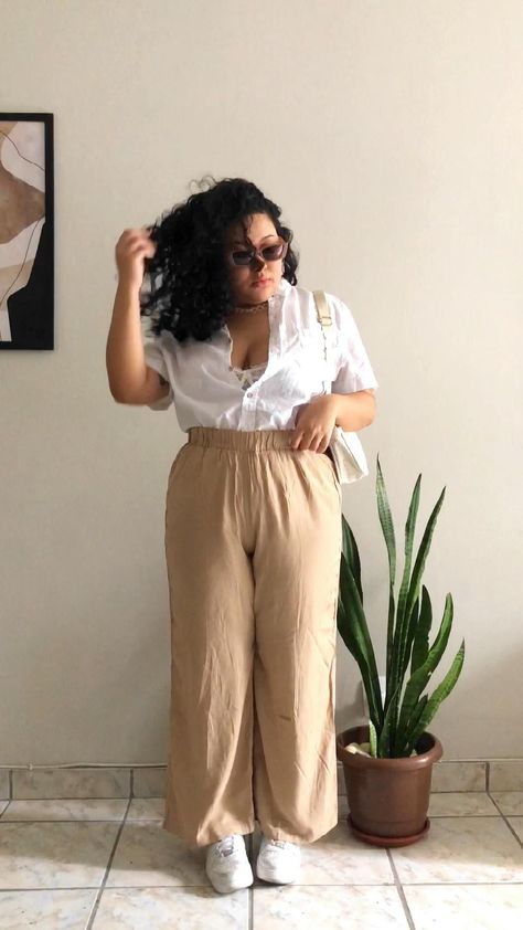 Outfits Gorditas, Post Partum Outfits, Look Plus Size, Office Casual Outfit, Effortless Outfit, Moda Plus, Neutral Outfit, Casual Chic Outfit, Curvy Outfits