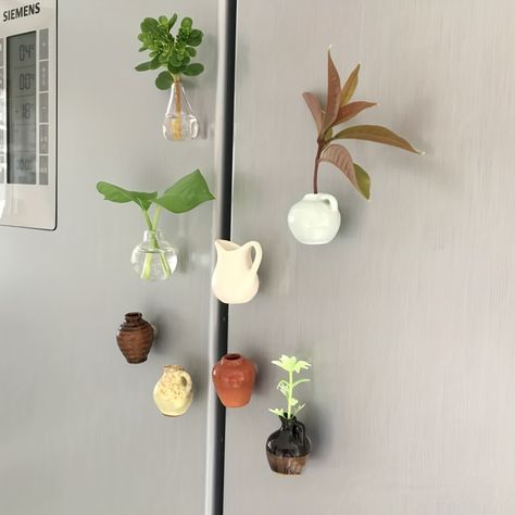 Personalize Your Kitchen with DIY Clay Fridge Magnets Office Refrigerator, Refrigerator Decoration, Plant Pot Diy, Paper Flower Art, Clay Magnets, Clay Vase, Mini Vase, Ceramic Pots, Keramik Vase