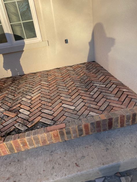 Brick Patio Extension, Brick Floor Porch, Brick Deck Ideas, Garden Steps Diy, Reclaimed Brick Patio, Brick Tile Floor, Red Brick Pavers, Herringbone Brick Floor, Sas Entree