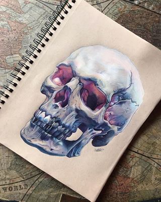 Toned Tan Sketchbook, Colored Pencil Art Projects, Akali League Of Legends, Prismacolor Art, Skull Art Drawing, Colored Pencil Artwork, Sketching Drawing, Skull Drawing, Colored Pencil Drawing