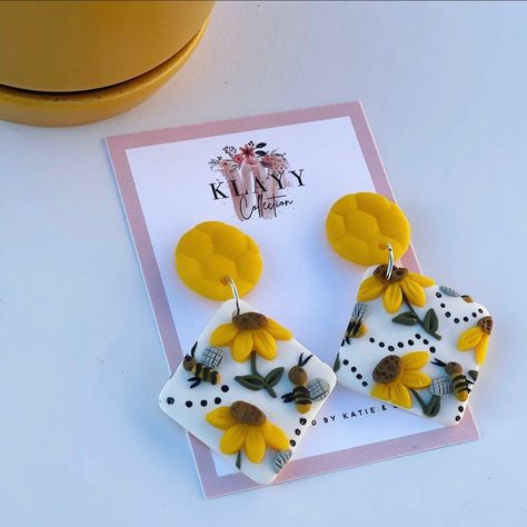 Clay Bumble Bee, Earrings Handmade Clay, Bumble Bee Earrings, Honey Bee Earrings, Polymer Clay Embroidery, Bumble Bee Necklace, Sun Earrings, Handmade Clay Earrings, Sunflower Jewelry