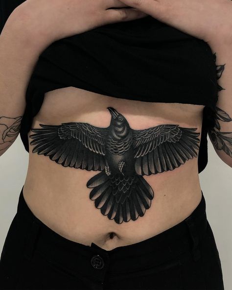 Crow sternum piece (lines healed ) for the gorgeous Teresa . Thank you sitting like a queen ! ❤️ Bird On Ribs Tattoo, Bird On Chest Tattoo, Crow Chest Tattoo Female, Cover Up Rib Tattoos For Women, Black Stomach Tattoo, Traditional Rib Tattoo, Traditional Crow Tattoo, Dark Cover Up Tattoos, Women Sternum Tattoo