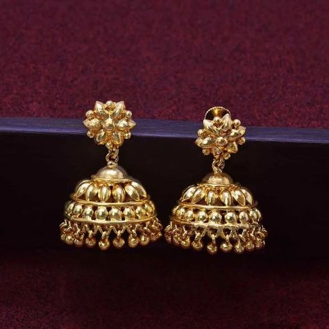 Upraise your everyday look with our stunning collection of #DailywearJhumkas from #KollamSupreme!👑 Handcrafted with precision and attention to detail, these #traditional #earrings will add a touch of elegance to any outfit.💫 Shop now and dazzle in #style!✨ Shop online: https://ow.ly/Osc250R4S1r . . . #kollamsupremeonline #goldplatedjewellery #imitationjewellery #fashionjewellery #fashion #jewellery #jewelry #designerjewellery #giftideas #wedding #ootd #deals #goldplatedjhumka #earrings #jhumk... Gold Zumaka, Wedding Ootd, Maroon Saree, Wood Bed Design, Fancy Jewellery Designs, Outfit Shop, Traditional Earrings, Wood Bed, Bridal Gold Jewellery Designs