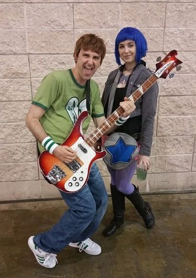 Scott Pilgrim Costume Couple, Scott Pilgrim Vs The World Halloween Costume, Scott Pilgrim Vs The World Halloween, Ramona Flowers And Scott Pilgrim Costume, Scott Pilgrim And Romana Flowers Costume, Romana Flowers Scott Pilgrim Costume, Romona Flowers Scott Pilgrim Costume, Lowkey Couples Costumes, Scott Pilgrim Couples Costume