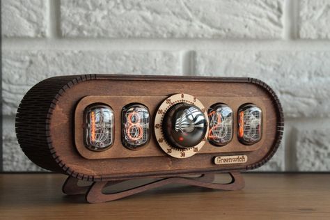 Unique Wall Clocks Creative, Victorian Treehouse, Fallout Bedroom, Nixie Tube Clock, Unusual Clocks, Nixie Tube, Digital Clock, Digital Clocks, Unique Display