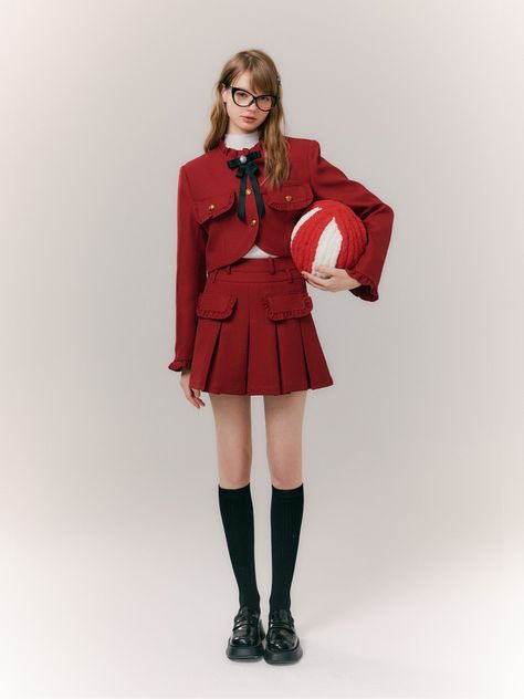 Red Uniform Aesthetic, Shibuya Fashion, Modern Preppy Style, Tweed Set, Work Dress Code, Dark Academia Outfit, Japan Fashion Street, Academia Fashion, Academia Outfits