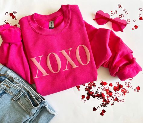 Be Mine Puff Print Sweatshirt, … curated on LTK Valentine’s Day Sweatshirt, Valentine Aesthetic, Valentines Sweatshirt, Valentines Day Sweatshirt, Valentine Sweatshirt, Gildan Sweatshirt, Women Sweatshirts, Oversized Look, Cotton Jumper