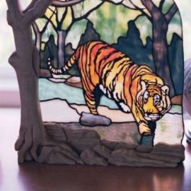 Tiger Adding Details, Mosaic Animals, Making Stained Glass, Glass Board, Glass Work, Stained Glass Diy, Art Stained, Glass Projects, Stained Glass Designs