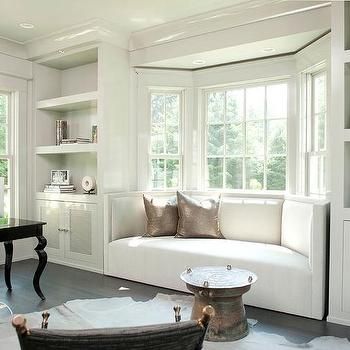 Curved Window Seat Design Ideas Bay Window Seating, Modern Bay Window, Bay Window Decor, Bay Window Design, Bay Window Living Room, Built In Window Seat, Window Seating, Room Pics, Bay Window Seat