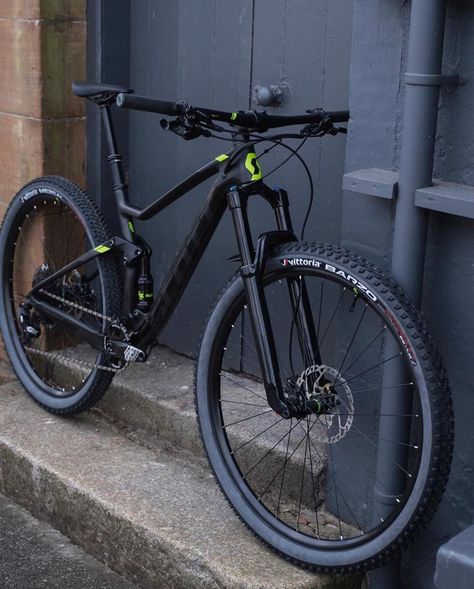 LOVES SCOTT BIKES on Instagram: “👌👌👌 Spark 920 @studiovelo1” Scott Mtb, Scott Spark, Scott Bikes, Big Bike, Dream Bike, Bike Mountain, Bike Ideas, Mtb Bike Mountain, Mtb Bike