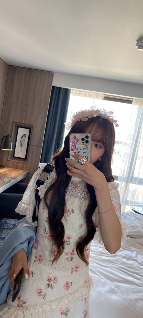 Hôtel
Kpop
Wallpaper
Dress
Kep1er
Youngeun Youngeun Wallpaper, Kep1er Wallpaper, Wallpaper Kpop, Desktop Wallpaper, Mirror Selfie